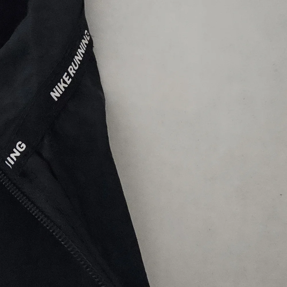 NIKE ACTIVE JACKET - Picture 8 of 10